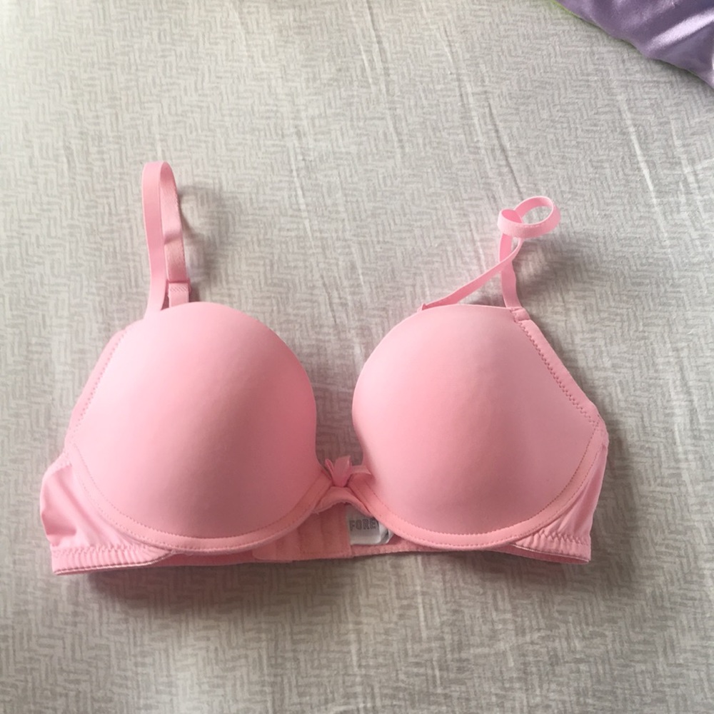 ❗️SALE❗️ Forever 21 pink bra